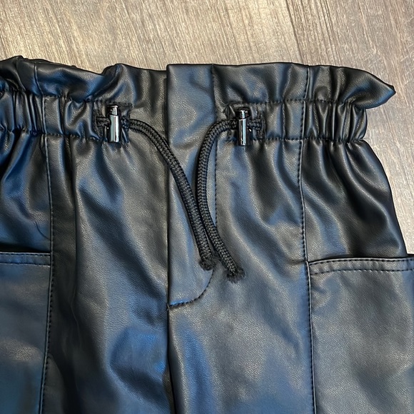Zara kids vegan leather drawstring waist pants - Picture 3 of 5
